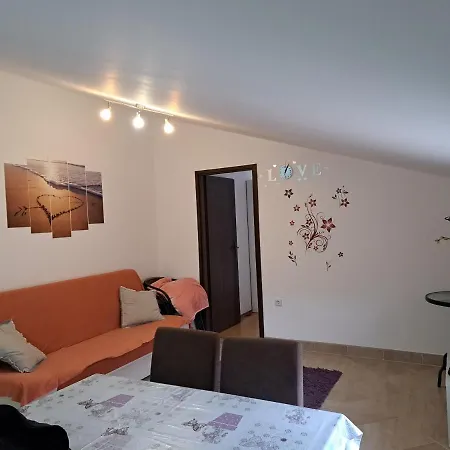 Apartment Ema Grebastica